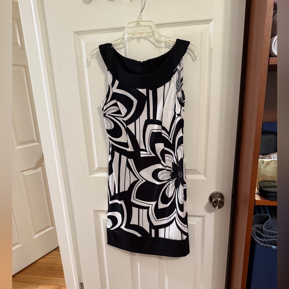 Connected Apparel Bold B&W Floral Dress